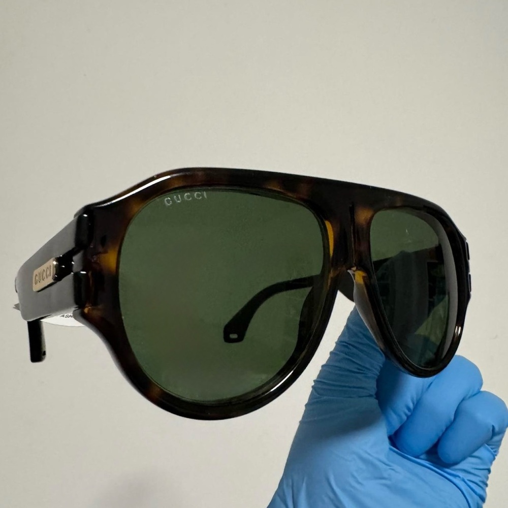 GUCCI Aviator Sunglasses